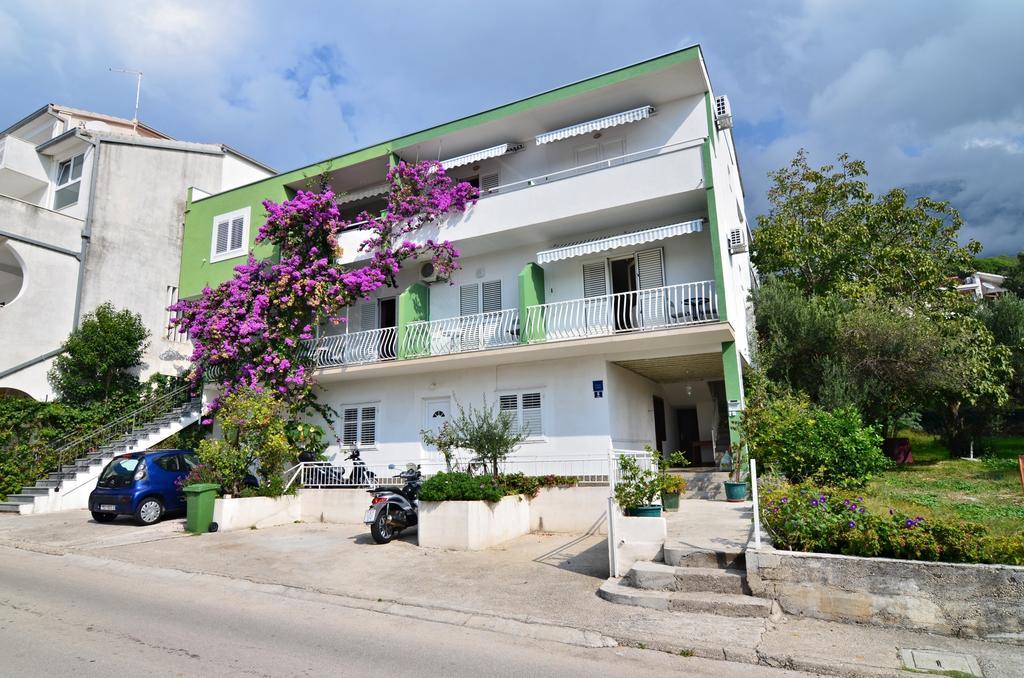 Apartments Sonja Tučepi Exterior foto